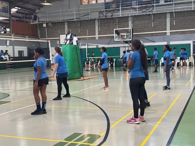 🏐U14 Girls & Boys Volleyball Rosslyn 1.jpg